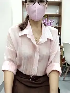 Mai phuong online show from 04-17-26, 12:46