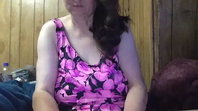 Snapshot of milfmichelle69 chatting on 05-25-26, 02:17 milfmichelle69 online show from 05-25-26, 02:17