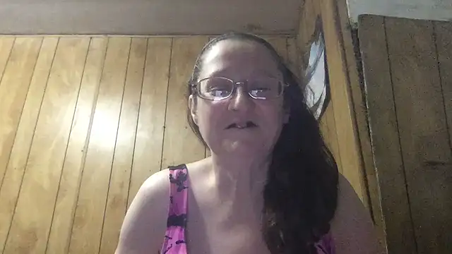 Snapshot of milfmichelle69 chatting on 06-30-26, 10:49 milfmichelle69 online show from 06-30-26, 10:49