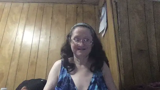 Snapshot of milfmichelle69 chatting on 07-04-26, 11:49 milfmichelle69 online show from 07-04-26, 11:49