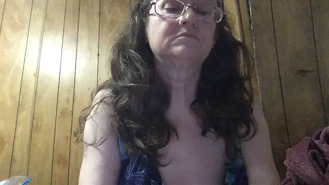 Snapshot of milfmichelle69 chatting on 07-26-26, 12:23 milfmichelle69 online show from 07-26-26, 12:23