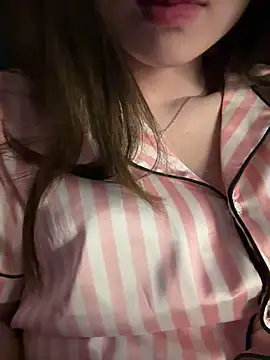 Snapshot of Cum-withyou chatting on 05-02-26, 07:52 Cum-withyou online show from 05-02-26, 07:52