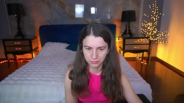 Snapshot of LittleJulii chatting on 06-26-26, 02:32 LittleJulii online show from 06-26-26, 02:32