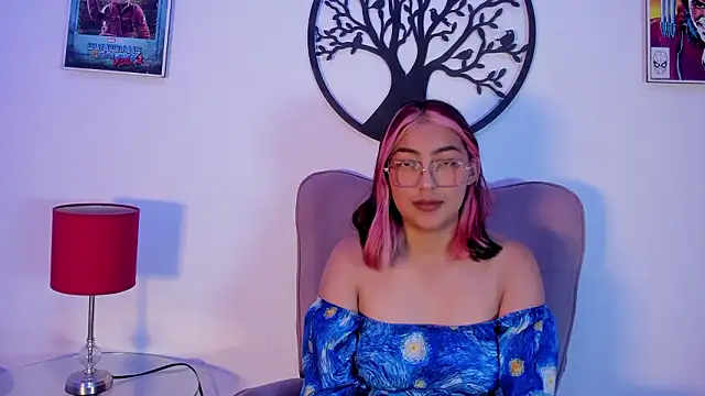 PinkyyPieee  online show from 03-10-26, 12:54