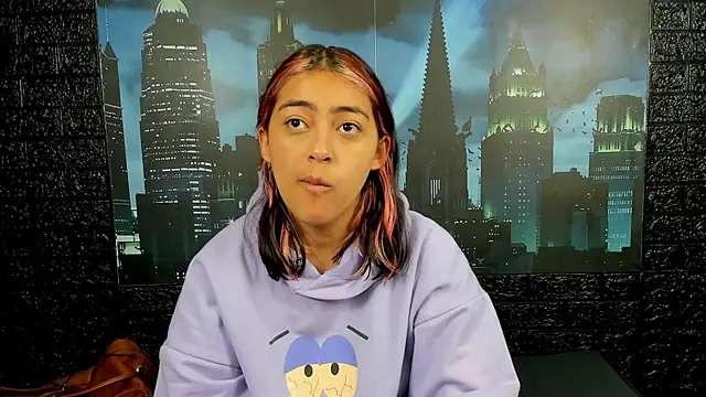 PinkyyPieee  online show from 04-20-26, 01:14