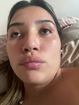 miicbebita online show from 04-18-26, 07:58