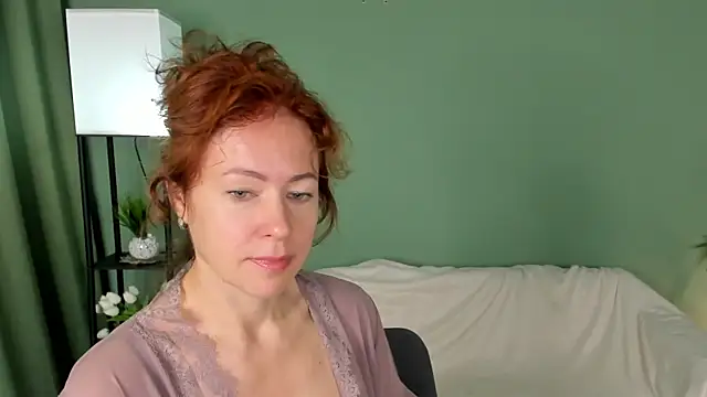 LeticiaRomano online show from 07-10-26, 04:06