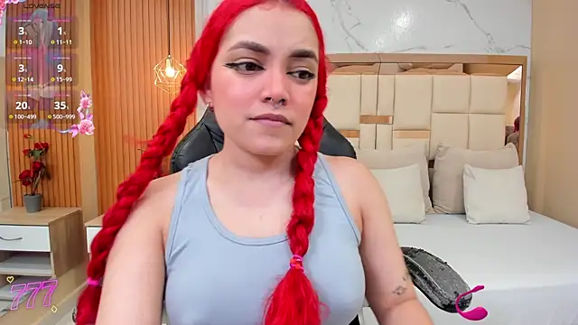 Snapshot of luna_veega chatting on 07-17-26, 04:56 luna veega online show from 07-17-26, 04:56
