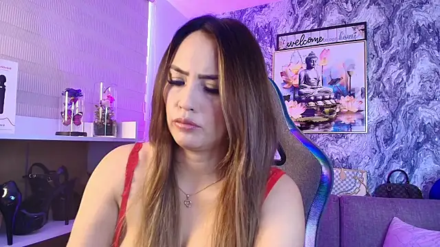 Snapshot of Katalina_Alvarezz chatting on 04-20-26, 03:59 Katalina Alvarezz online show from 04-20-26, 03:59