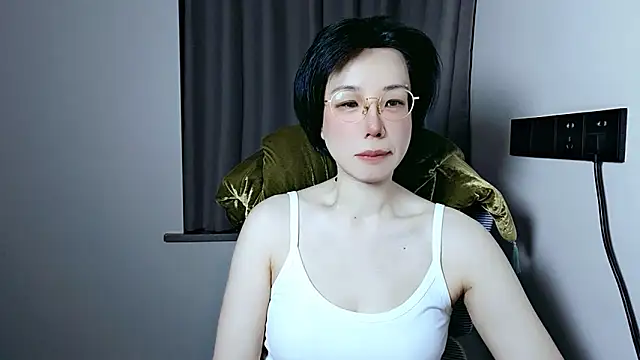 Snapshot of lin_lin_520_520 chatting on 05-21-26, 03:41 lin lin 520 520 online show from 05-21-26, 03:41