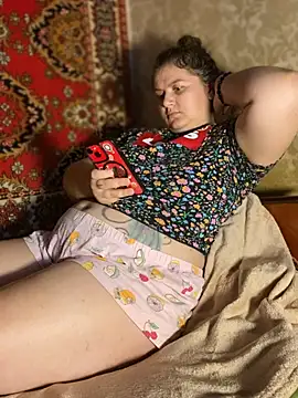 Nenssy555 online show from 06-26-26, 02:21