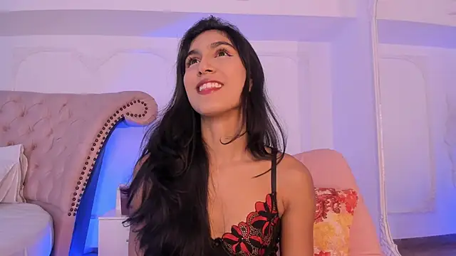 Snapshot of LucianaBlanco_ chatting on 05-06-26, 08:25 LucianaBlanco online show from 05-06-26, 08:25