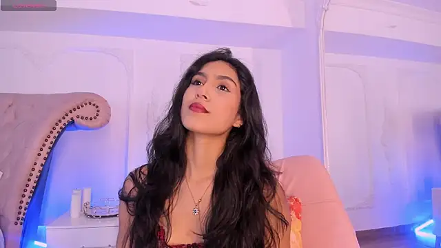 Snapshot of LucianaBlanco_ chatting on 05-15-26, 08:27 LucianaBlanco online show from 05-15-26, 08:27