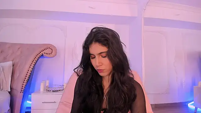 Snapshot of LucianaBlanco_ chatting on 05-19-26, 08:59 LucianaBlanco online show from 05-19-26, 08:59