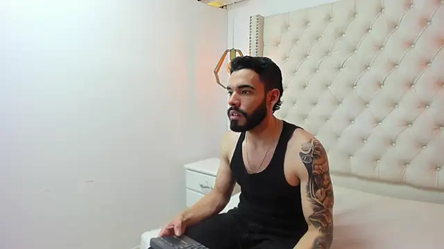 JEAN LEWIS2 online show from 04-16-26, 07:58