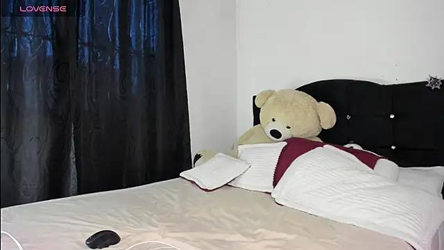 Soycriss31 online show from 07-16-26, 11:11