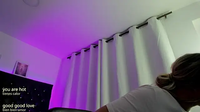 BellaRoge online show from 04-21-26, 04:19