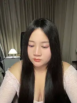 Snapshot of sisibaby20266 chatting on 04-17-26, 01:14 sisibaby20266 online show from 04-17-26, 01:14