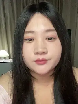 Snapshot of sisibaby20266 chatting on 04-26-26, 02:04 sisibaby20266 online show from 04-26-26, 02:04