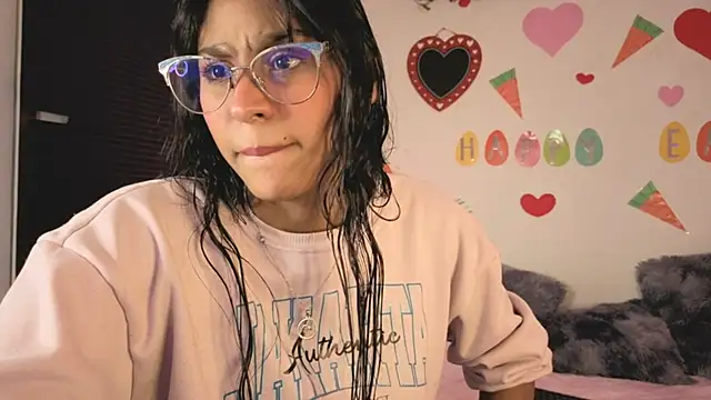 PaulaCutexs online show from 04-06-26, 04:46