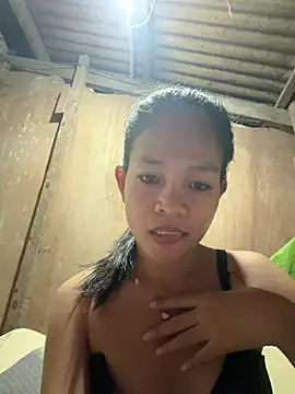 Snapshot of chinny1112 chatting on 05-04-26, 03:30 chinny1112 online show from 05-04-26, 03:30