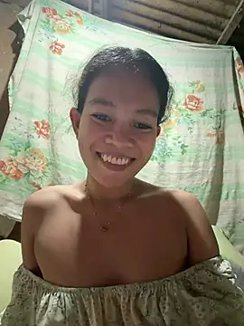 Snapshot of chinny1112 chatting on 05-13-26, 03:42 chinny1112 online show from 05-13-26, 03:42