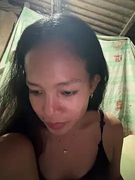 Snapshot of chinny1112 chatting on 06-10-26, 03:55 chinny1112 online show from 06-10-26, 03:55