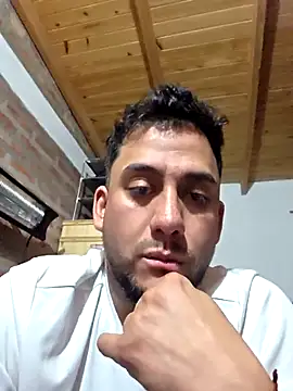 Snapshot of Omar90sala chatting on 07-14-26, 01:52 Omar90sala online show from 07-14-26, 01:52