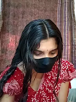 Snapshot of Telugucouple1431 chatting on 04-11-26, 08:07 Telugucouple1431 online show from 04-11-26, 08:07