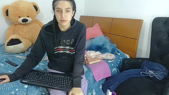 Snapshot of Dilecta_hersy65 chatting on 04-25-26, 01:41 Dilecta hersy65 online show from 04-25-26, 01:41
