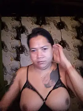 Snapshot of Exoticcashly chatting on 05-18-26, 08:58 Exoticcashly online show from 05-18-26, 08:58