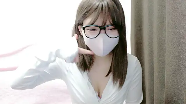 ichigonoiichan online show from 07-17-26, 12:28