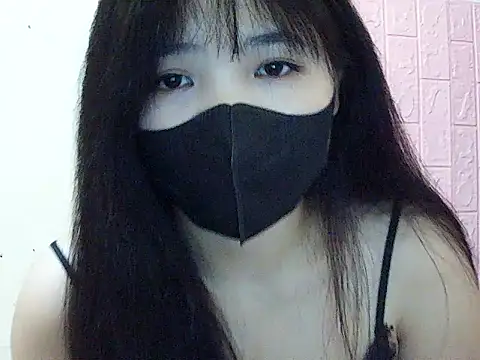 Snapshot of VyVy18 chatting on 04-02-26, 12:58 VyVy18 online show from 04-02-26, 12:58