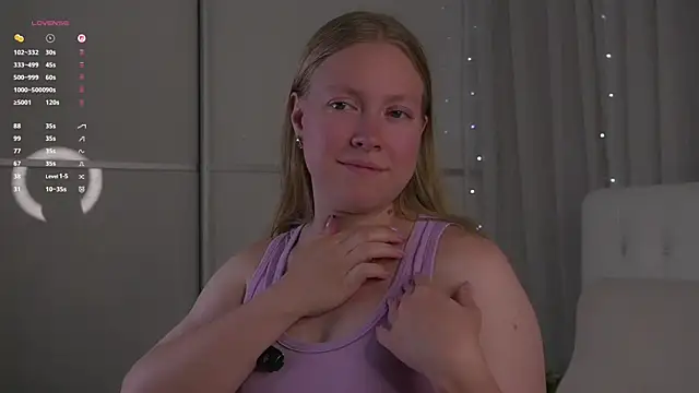 Snapshot of LashandaDevoto chatting on 08-09-26, 01:38 LashandaDevoto online show from 08-09-26, 01:38