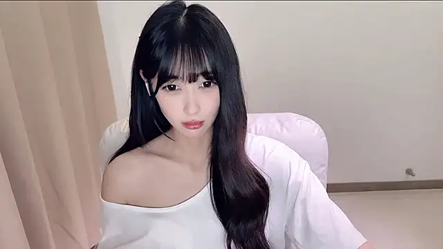 Snapshot of xiaooyee chatting on 05-30-26, 01:41 xiaooyee online show from 05-30-26, 01:41