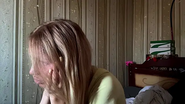 Ashleycol online show from 03-22-26, 09:13