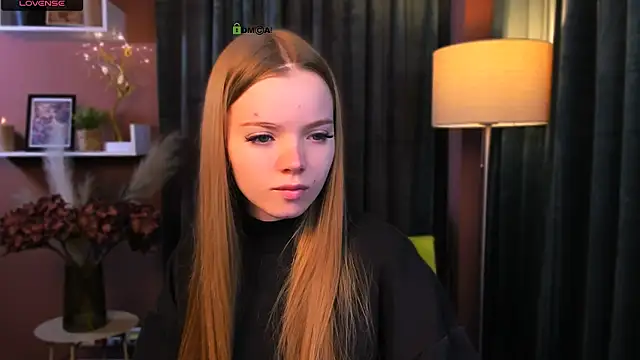 Snapshot of maddy_moah chatting on 04-15-26, 05:14 maddy moah online show from 04-15-26, 05:14
