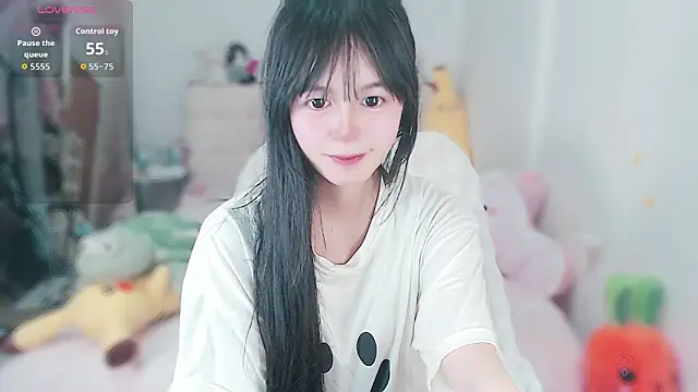 Snapshot of Rabbit1320 chatting on 05-17-26, 08:12 Rabbit1320 online show from 05-17-26, 08:12