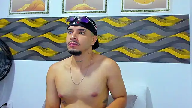 Leon Hotx online show from 03-19-26, 11:58