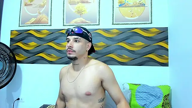 Leon Hotx online show from 04-06-26, 08:21