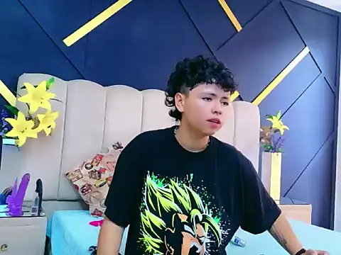 NikiEvanz online show from 04-19-26, 08:11