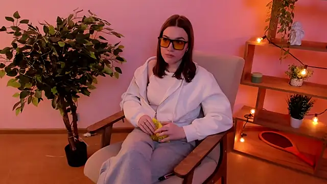 MaraBrookfieId online show from 03-13-26, 09:05