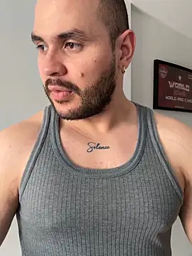 Axel Dominus online show from 03-31-26, 07:14