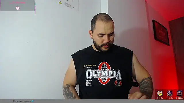Snapshot of Axel_Dominus chatting on 05-20-26, 11:33 Axel Dominus online show from 05-20-26, 11:33