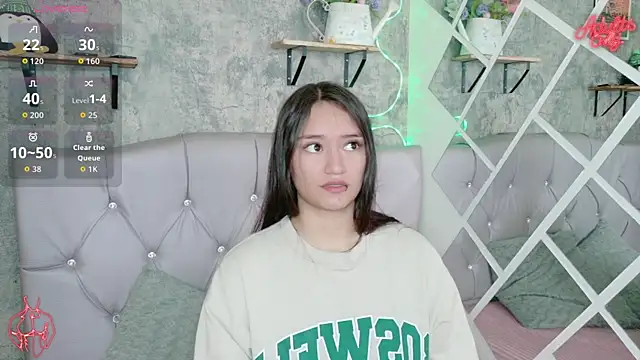 Sophia xoxo1 online show from 04-27-26, 04:05