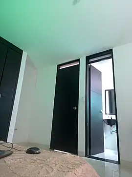 LINDA EF online show from 04-14-26, 12:33