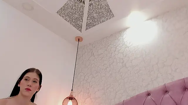 saraa joness  online show from 03-20-26, 07:30