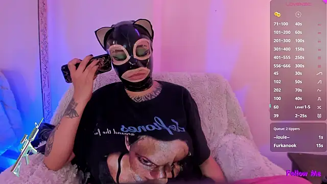 Snapshot of psychodoll_11 chatting on 04-30-26, 09:52 psychodoll 11 online show from 04-30-26, 09:52