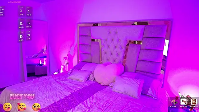 Snapshot of Afroditas_11 chatting on 03-18-26, 12:41 Afroditas 11 online show from 03-18-26, 12:41