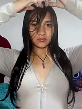 KarolaMendez online show from 07-01-26, 01:07